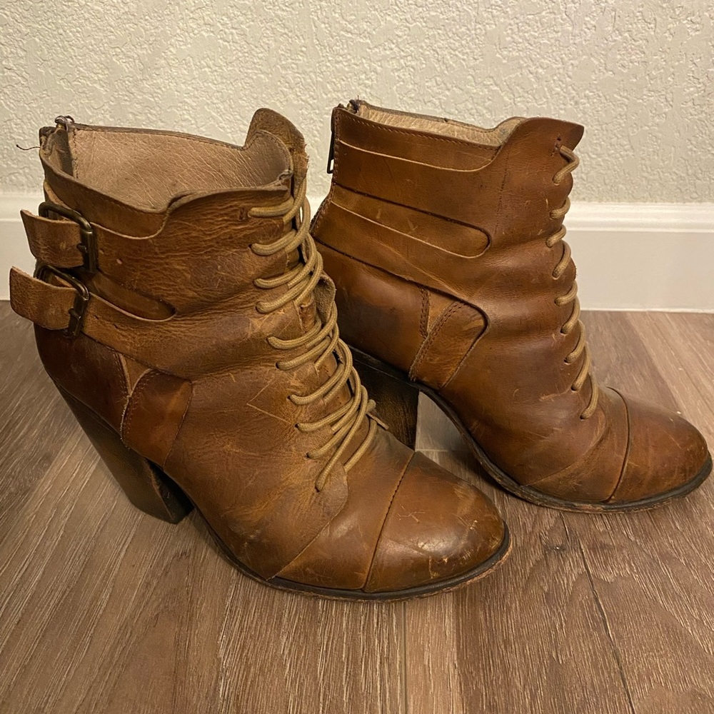 Freebird by Steven Malry lace up leather boot/ booties